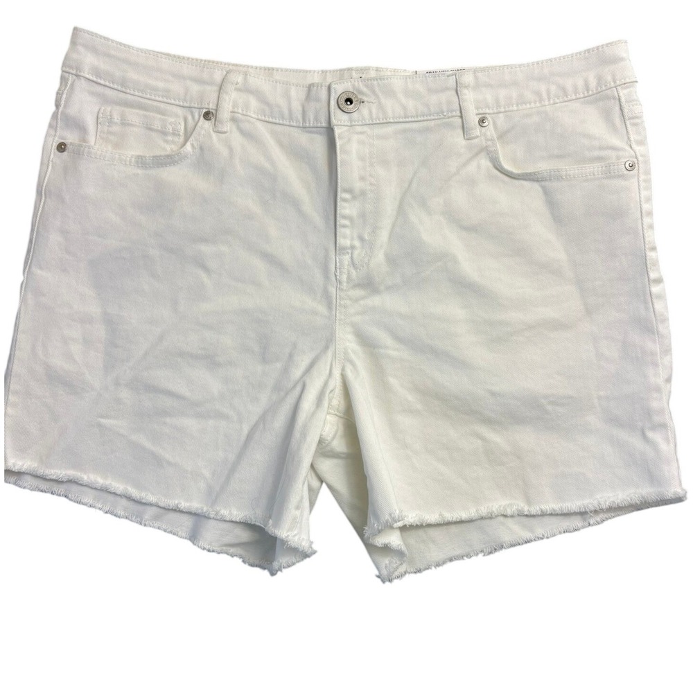 NWT Style & Co Fray Hem Shorts Women 14 White High Rise Slimming Pocket